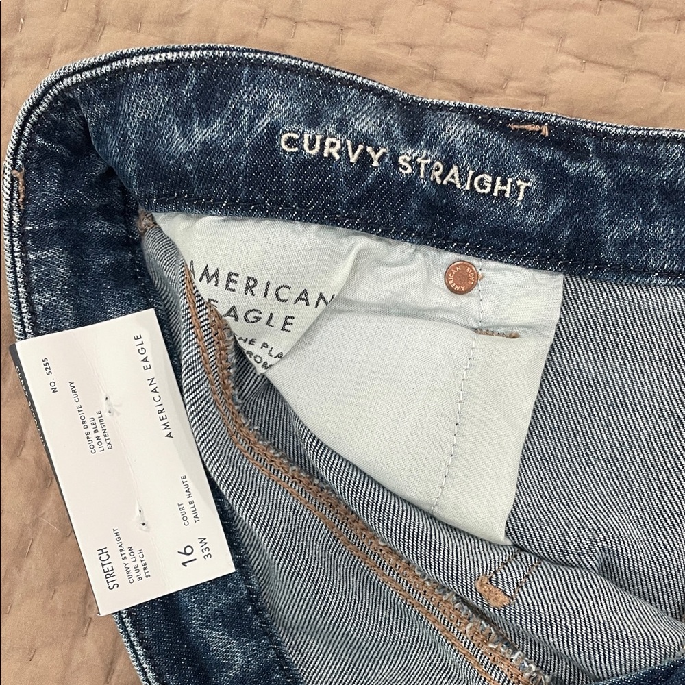 American Eagle Outfitters Women’s Dark Curvy Straight Jeans - Picture 3 of 6